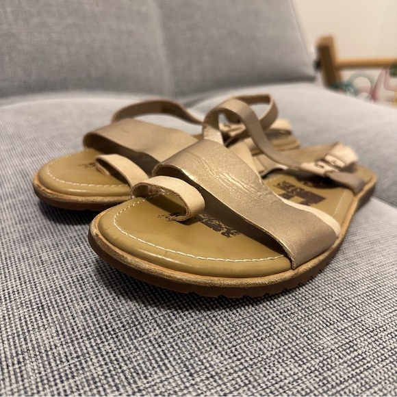 Sorel Ella Criss Cross Toe Loop Sandals Leather Adjustable Size 8 Women’s - Picture 4 of 7